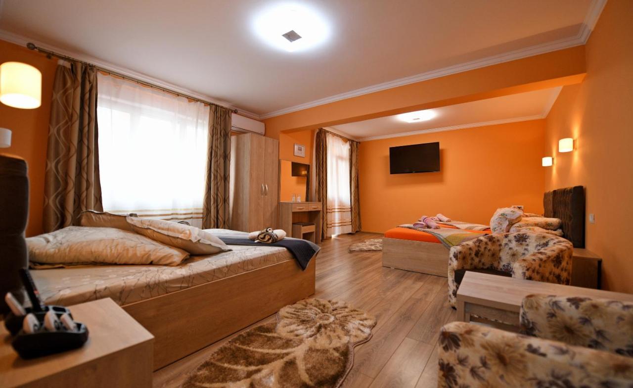Apartament Trident Хацег Экстерьер фото